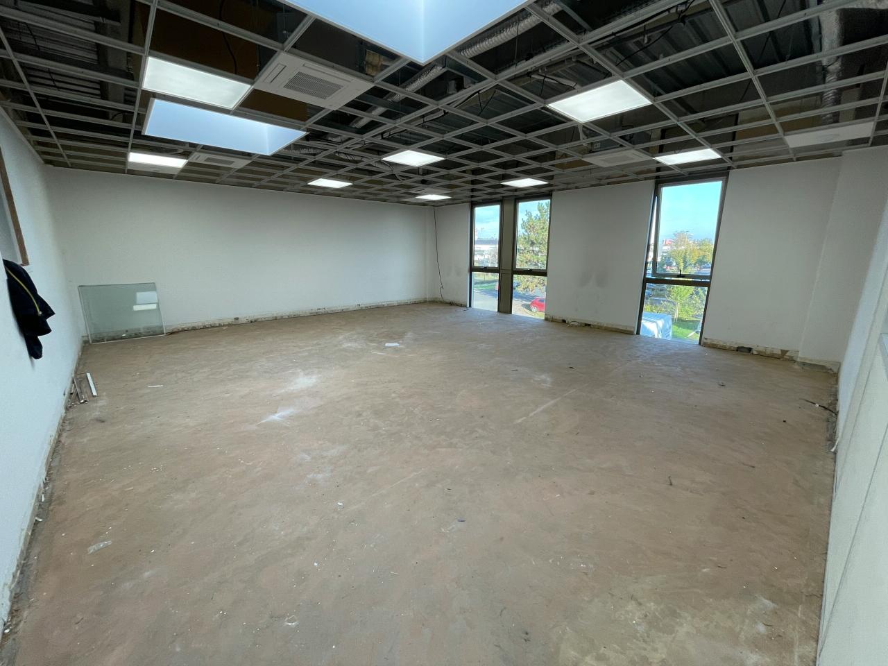 Local d'activité Bonneuil-sur-Marne 1056m² Location local d'activité Bonneuil-sur-Marne Val-de-Marne OLACT2419848 3